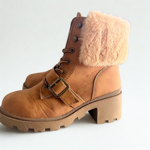 Women's Fur-Lined Lace-Up Boots Size 7.5 Brown, tan - Picture 2 of 7